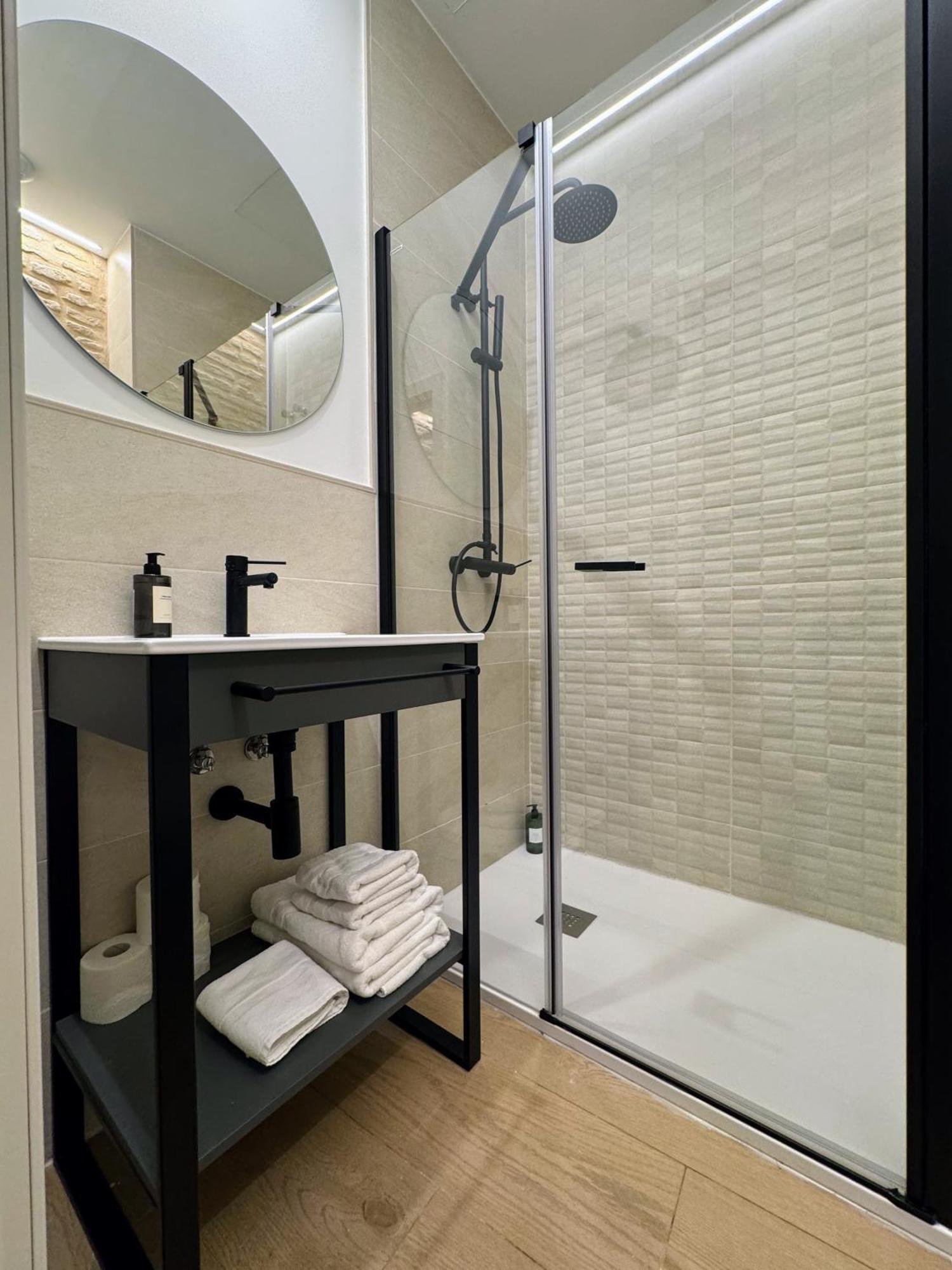 Redes Royale Apartments By Misterhost Sevilla Exteriér fotografie